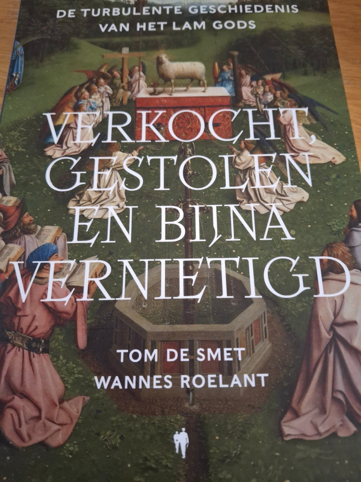 Tom De Smet - Verkocht, gestolen en bijna vernietigd, Boeken, Ophalen of Verzenden, Tom De Smet; Wannes Roelant