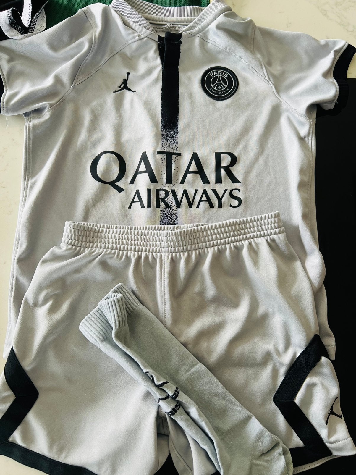 Voetbal truitjes van maat 122 tot 138, Sport en Fitness, Voetbal, Ophalen, Zo goed als nieuw, Shirt