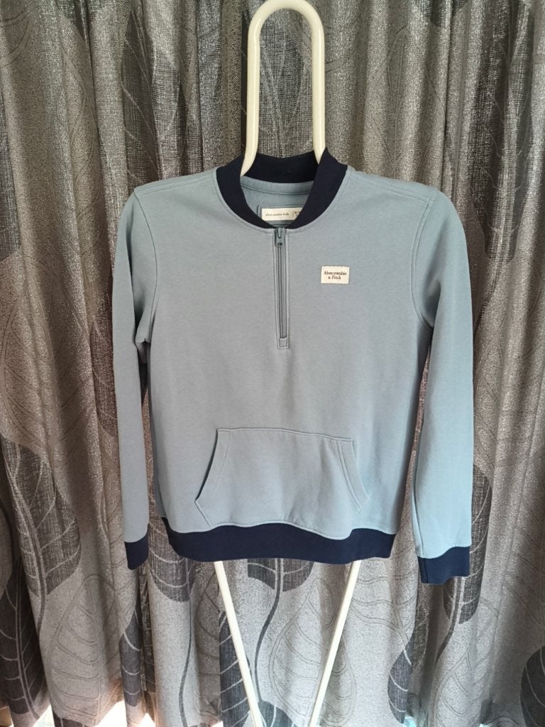 pull Abercrombie & Fitch super doux enfants taille 13/14 ans, Enfants & Bébés, Abercrombie Kids, Garçon, Enlèvement ou Envoi, Pull ou Veste