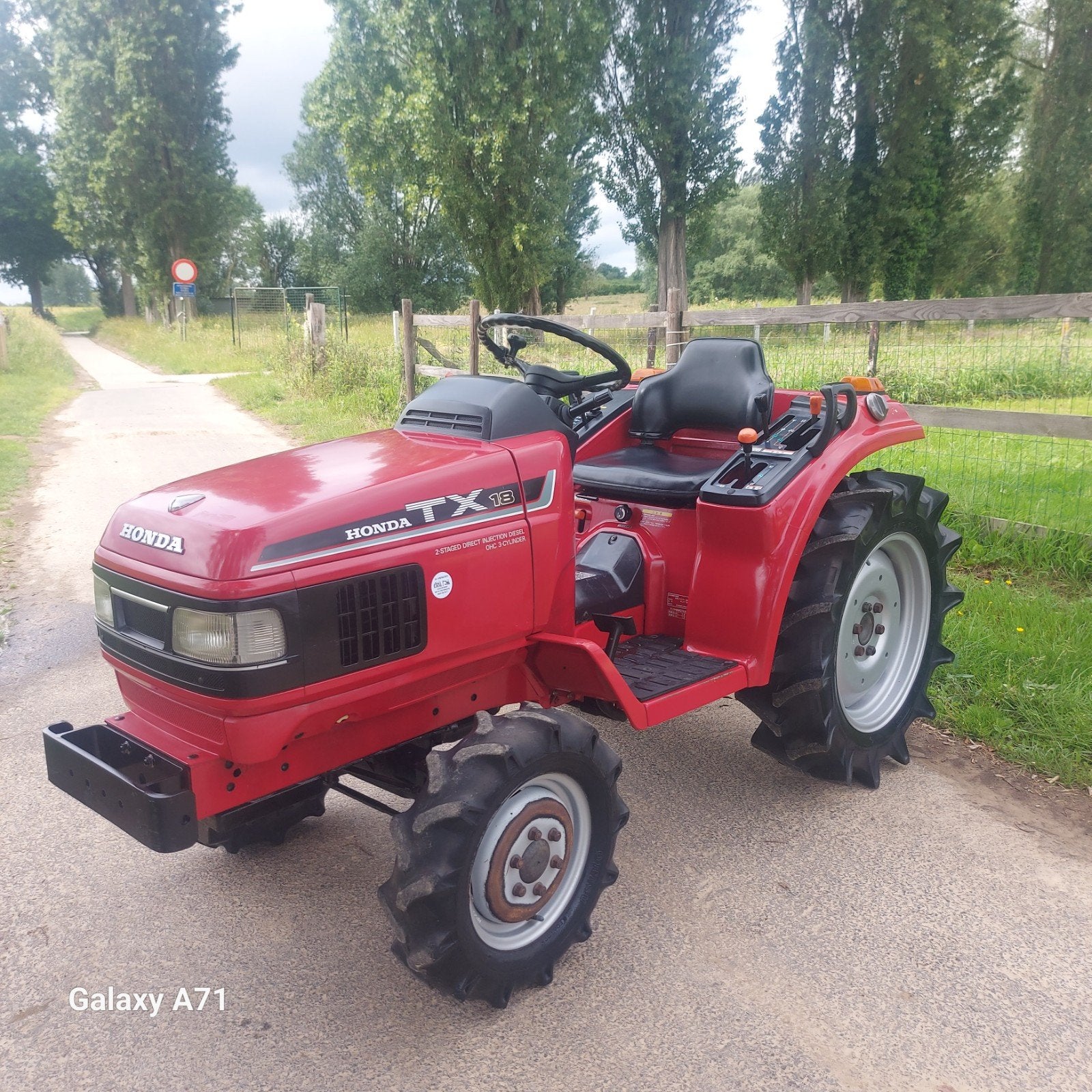 Minitractor honda 21pk 4x4 TOPPER!, Zakelijke goederen, Landbouw | Tractoren, Ophalen