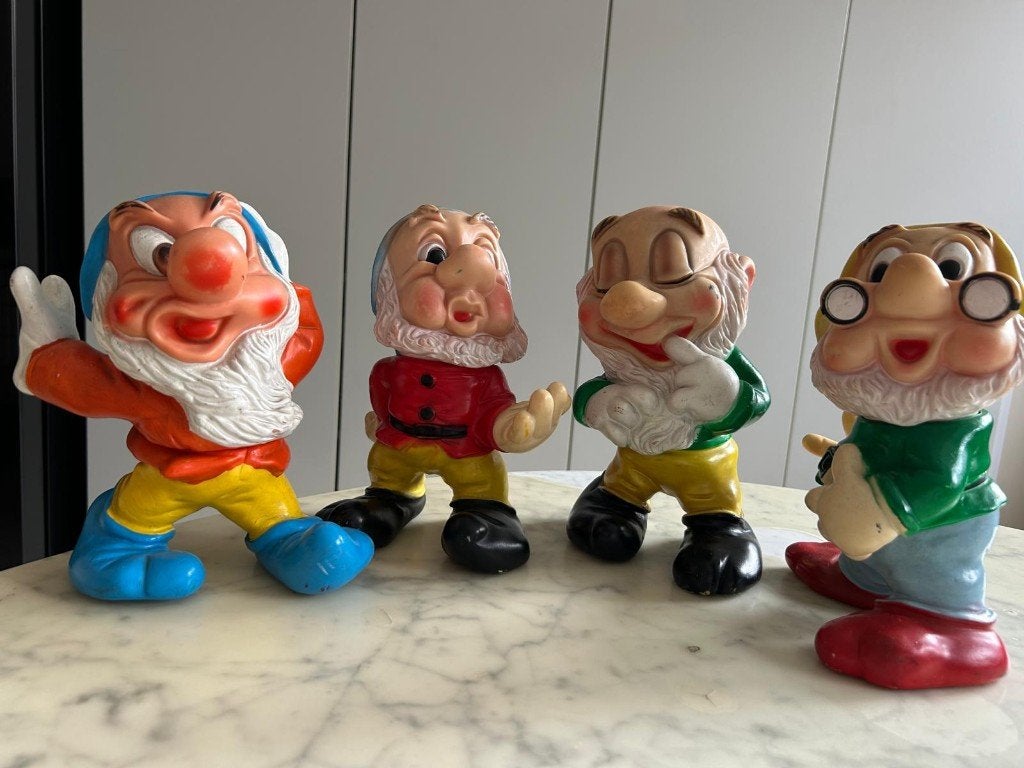 Walt Disney Productions - 4 grote dwergen (23-28 cm), Verzamelen, Ophalen of Verzenden, Gebruikt