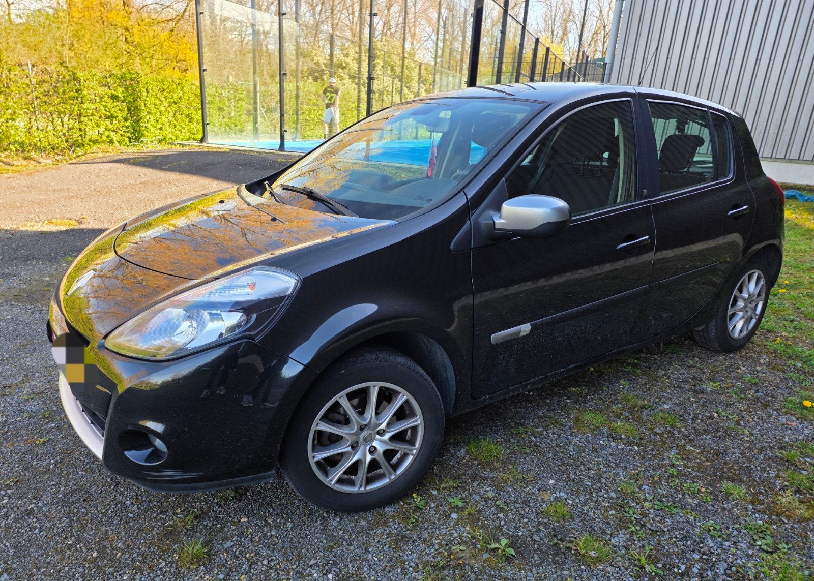 Renault Clio Benzine 129000km, Auto's, Euro 5, Stof, Zwart, USB