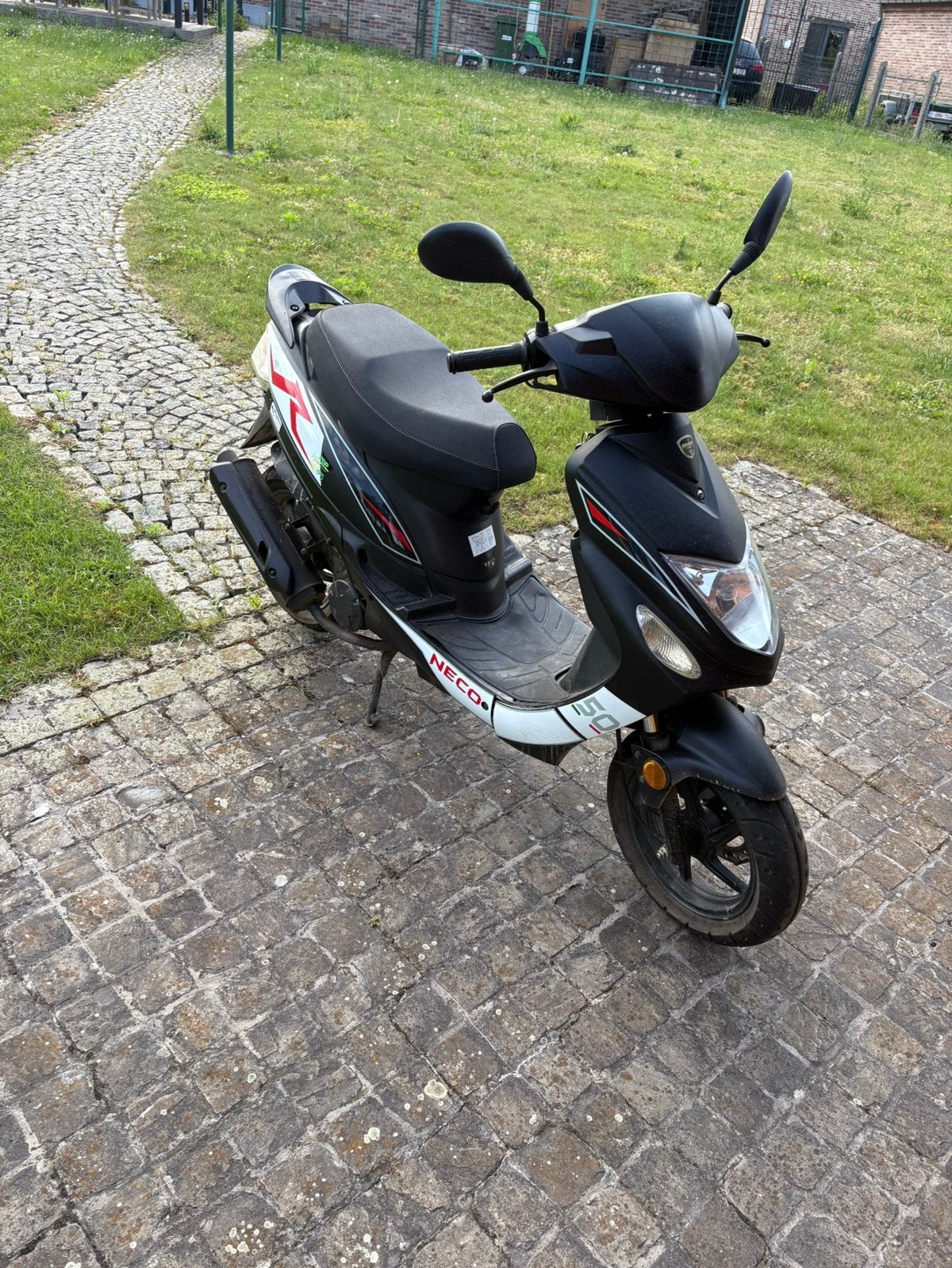 Te koop Neco Scooter 50 cc, Vélos & Vélomoteurs, Classe B (45 km/h), Enlèvement, Utilisé, Deux-temps