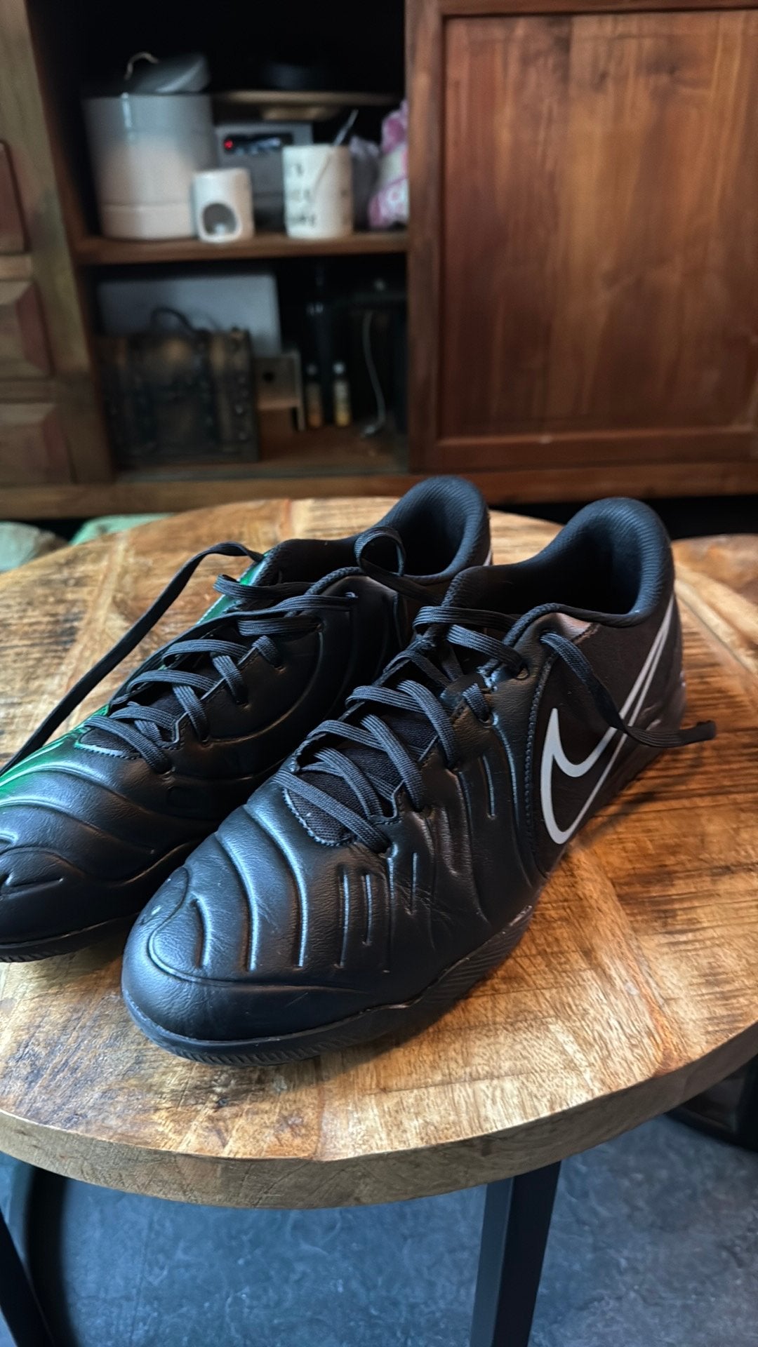 Nike Tiempo Legend 10 Club IC zaalvoetbalschoenen maat 47, Enlèvement, Comme neuf, Chaussures