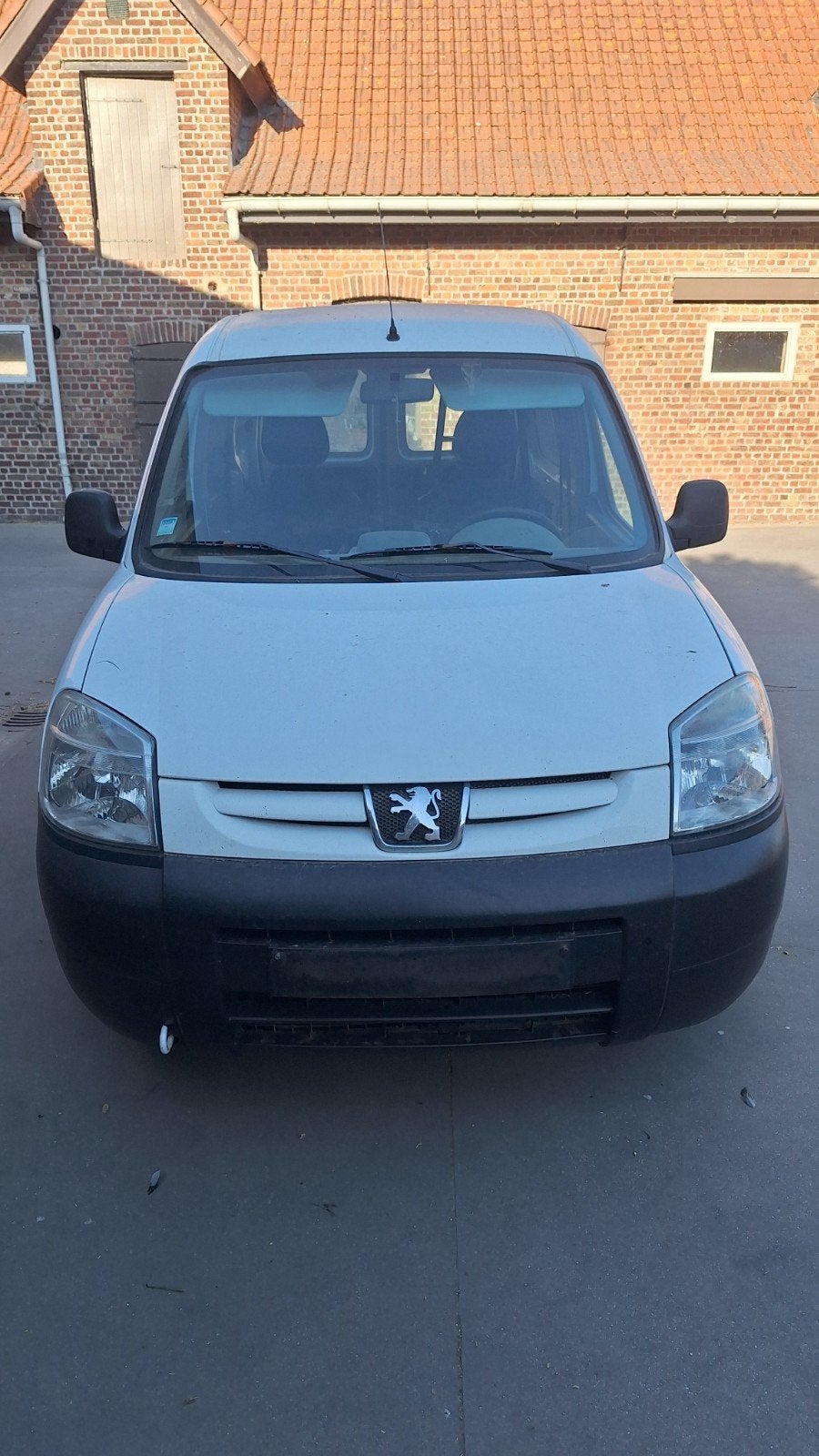 peugeot partner bj 2011, Auto's, Voorwielaandrijving, Stof, Zwart, Wit