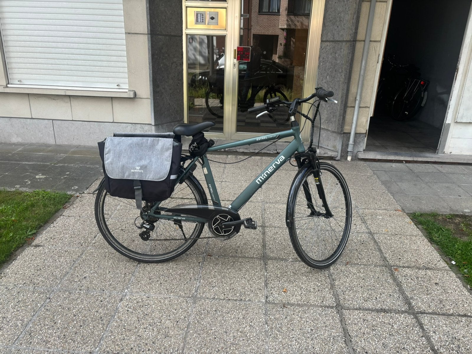 Minerva elektrische herenfiets, Fietsen en Brommers, Ophalen, Zo goed als nieuw