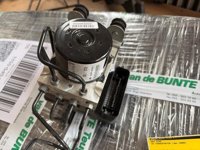 Pompe ABS d'un Volkswagen Transporter, Volkswagen, -, 3 mois de garantie, Utilisé
