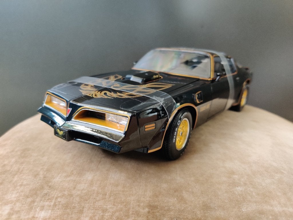 Pontiac Firebird Trans-Am 1978 Maisto 1/18e neuve, en boîte., Enlèvement ou Envoi, Neuf, Voiture, Maisto