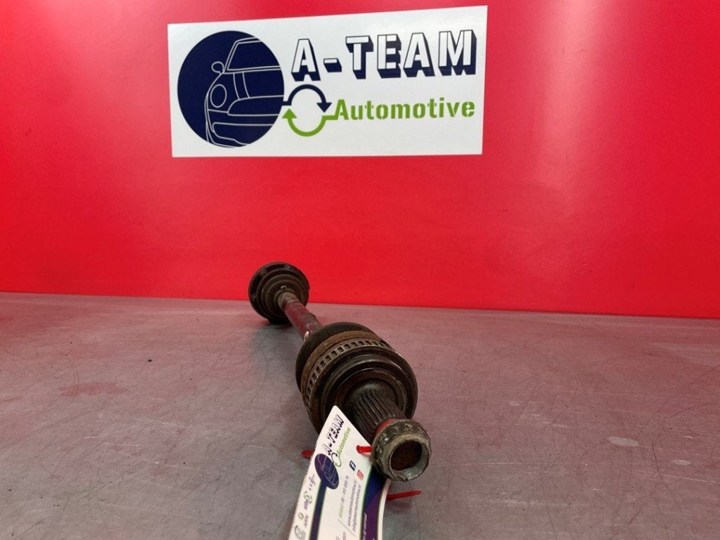 AANDRIJFAS LINKS ACHTER BMW 1 serie (E88) (01-2007/12-2013), Gebruikt, BMW, Petuelring 130
80809  München, DE, Bayerische Motoren Werke AG