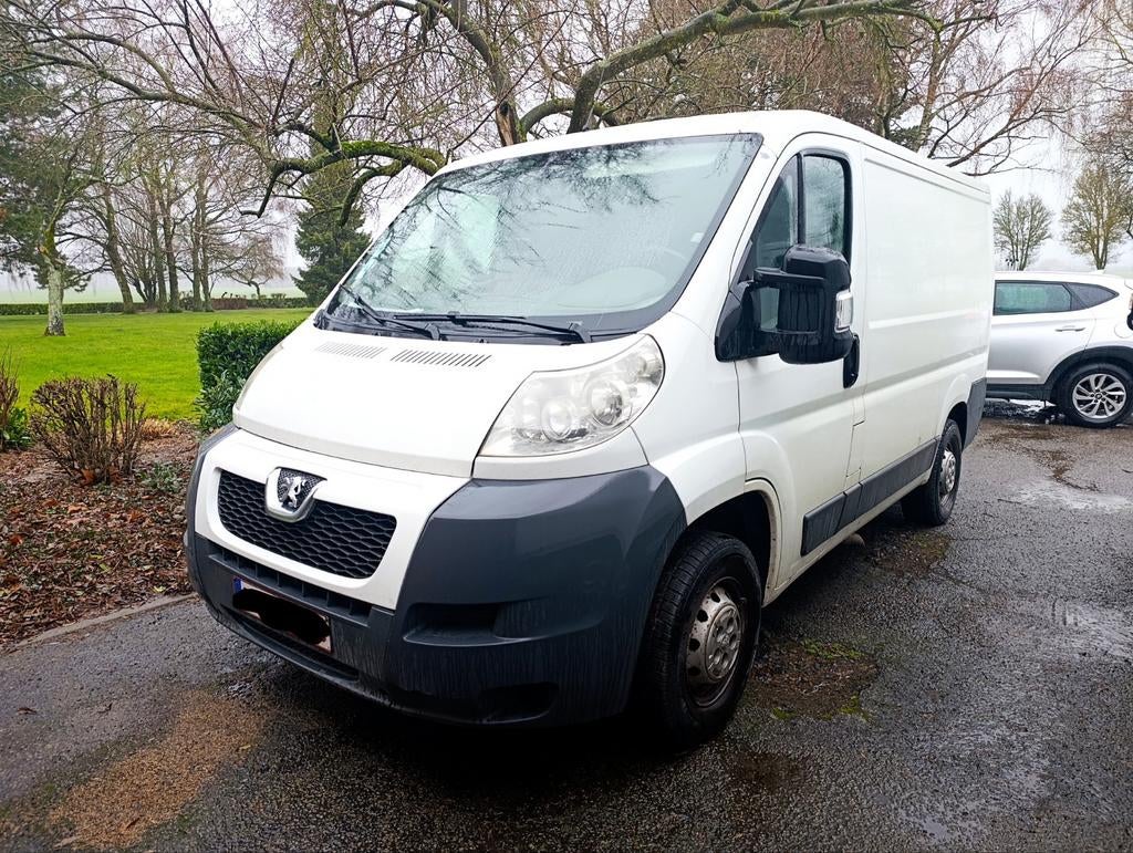 Peugeot Boxer 240000km 2010, Auto's, Peugeot, Voorwielaandrijving, Stof, Zwart, 4 cilinders