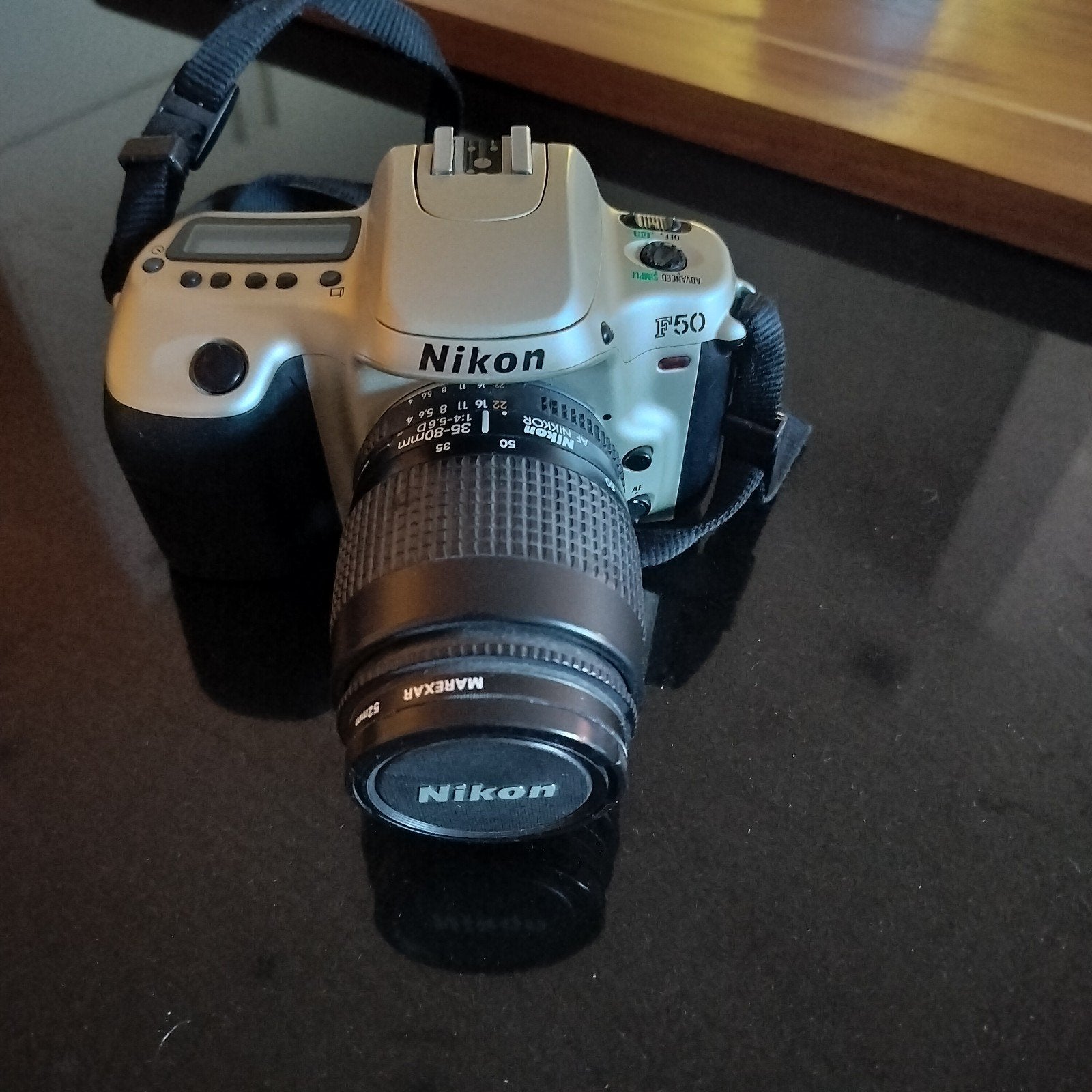 Nikon F50 analoge camera + Kipling cameratas., Ophalen, Nikon