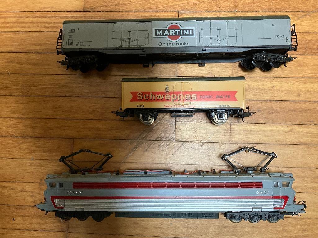 1 locomotive en 4 wagons LIMA, Enlèvement ou Envoi, Comme neuf, Set de Trains, Lima