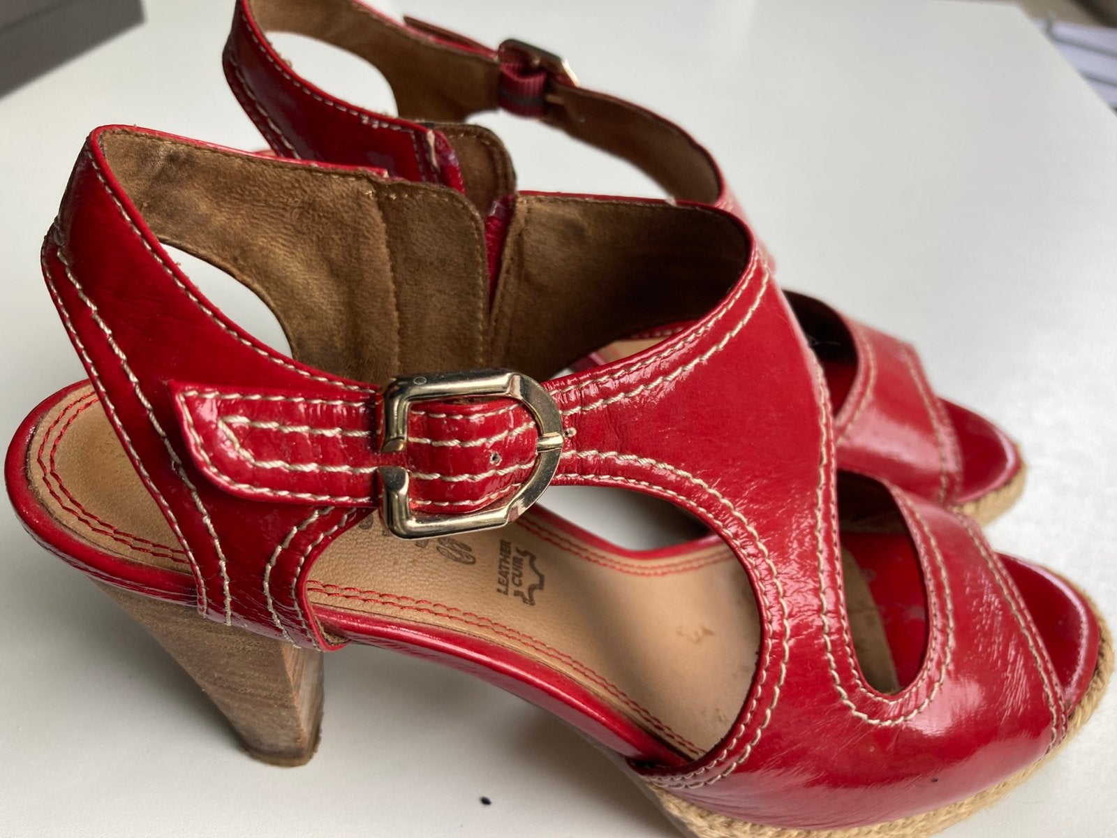 DAMESSCHOENEN TAMARIS, Vêtements | Femmes, Chaussures, Comme neuf, Enlèvement, Sandales et Mûles, Rouge