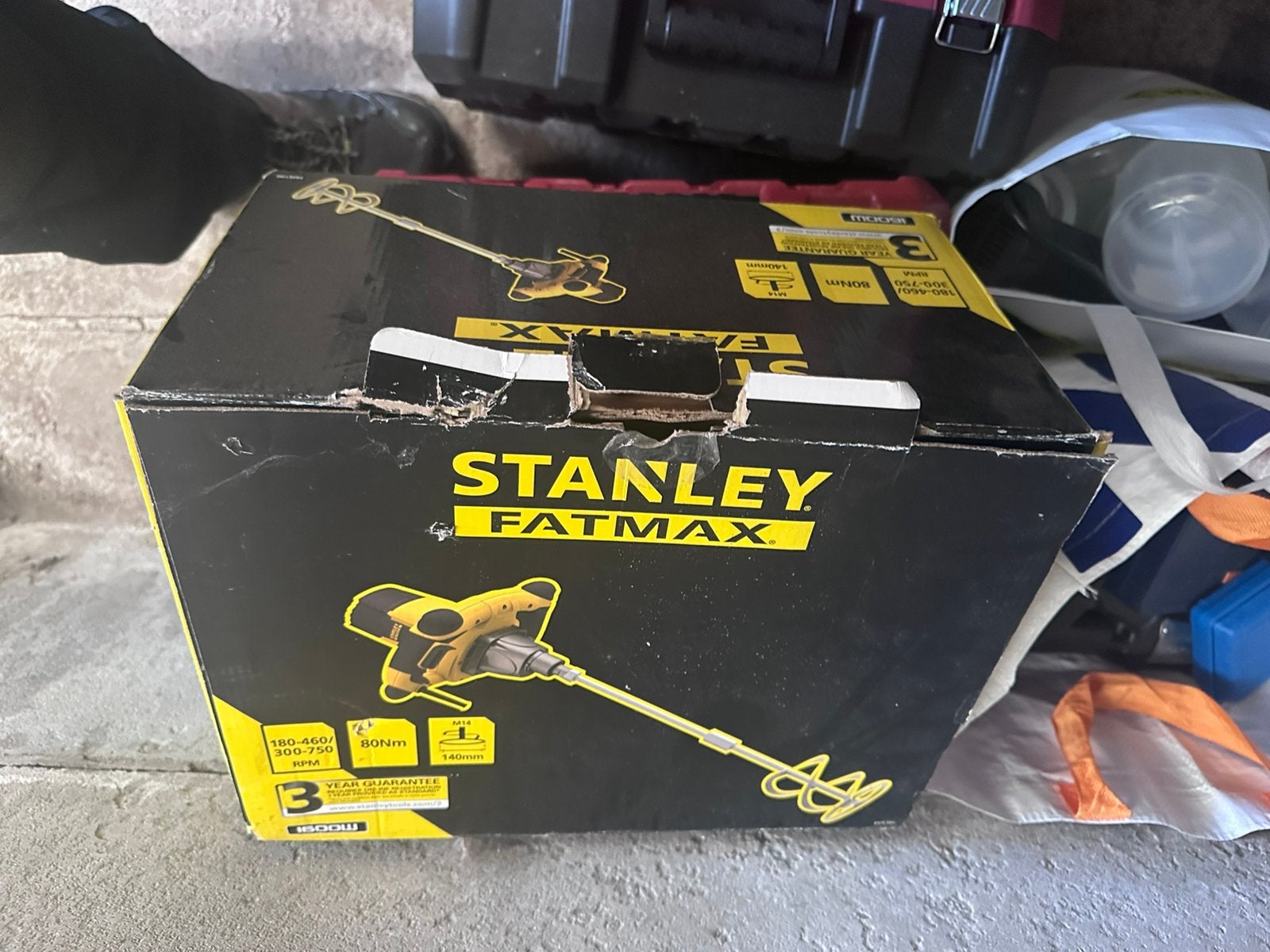 Stanley Fatmax mixer 1600W, Ophalen
