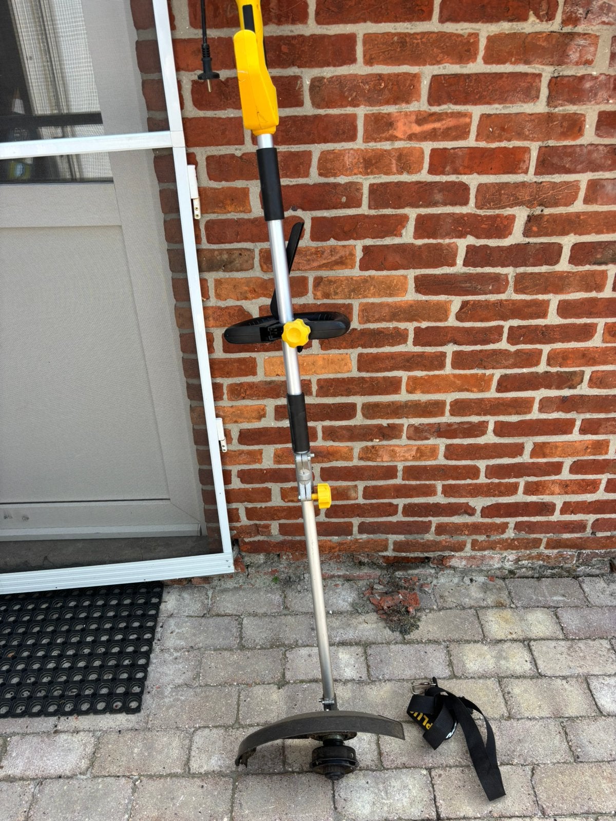 Elektrische bosmaaier, Ophalen, Zo goed als nieuw