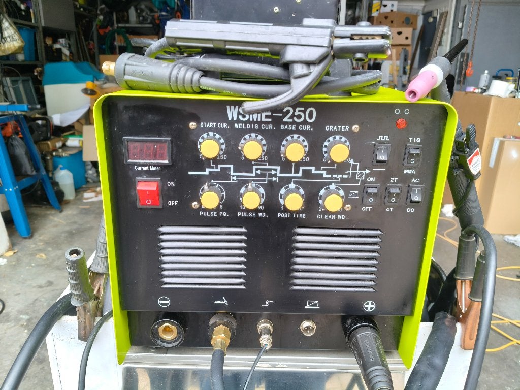 Lasapparaat - lastoestel, Doe-het-zelf en Bouw, Ophalen, Nieuw, 150 tot 250 ampère, Tig