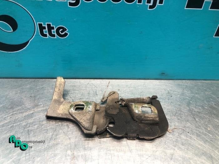 Mécanique de verrouillage capot d'un Fiat Ducato (Ducato 94, -, 3 mois de garantie, Utilisé, Fiat