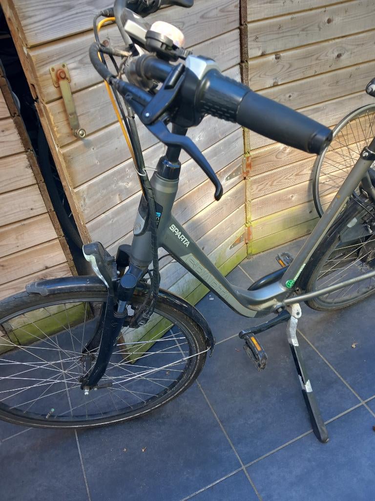 Elektrische fiets, Ophalen, Gebruikt, 30 tot 50 km per accu, Sparta