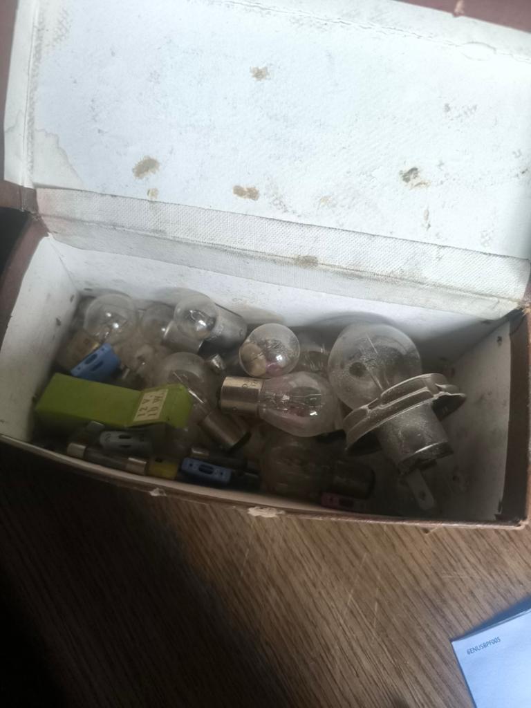 Ampoule voiture, Enlèvement
