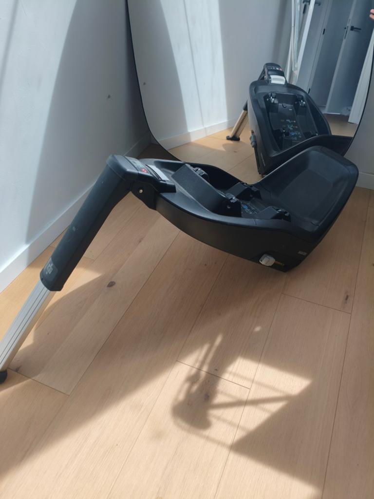 Maxi cosi cabrio fix + familyfix one i-size, Vélos & Vélomoteurs, Enlèvement