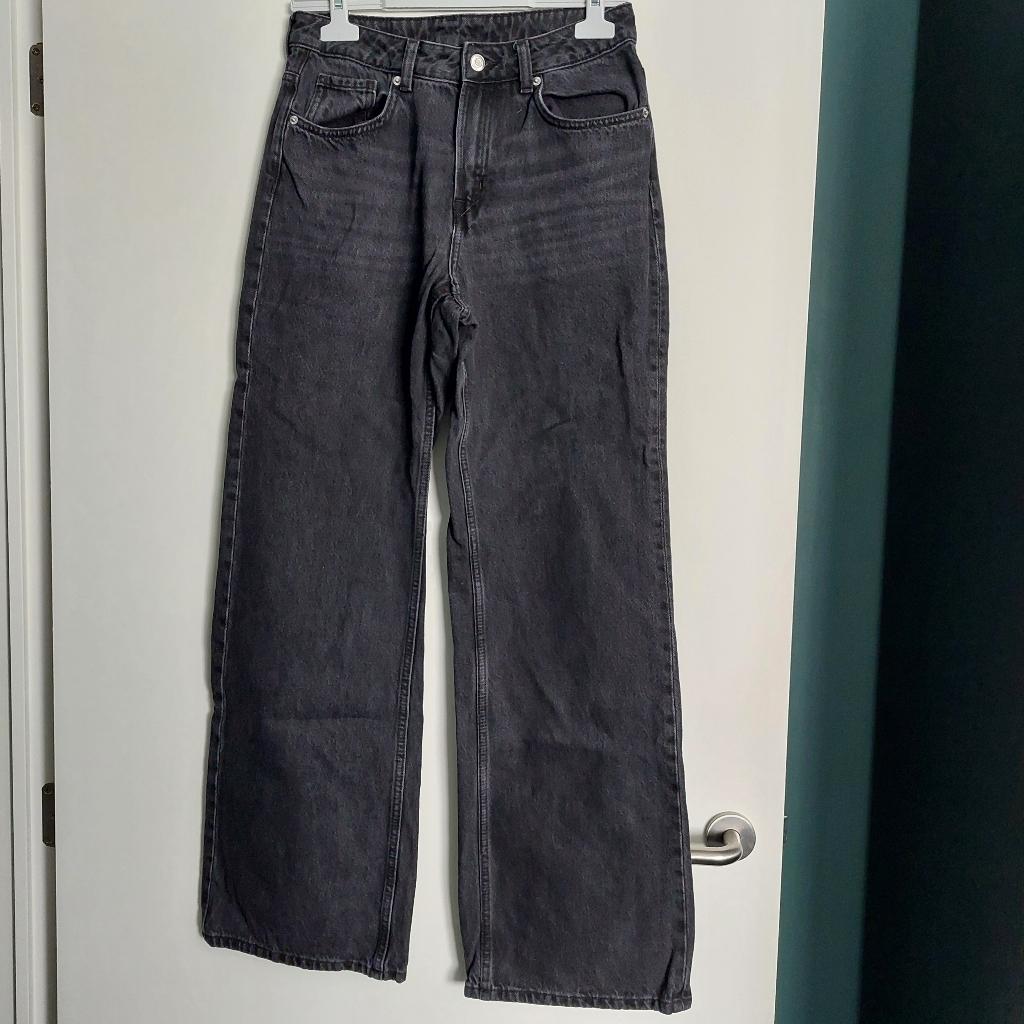 Zwarte H&M meisjes jeansbroek mt 36, Kleding | Dames, H&M, Ophalen of Verzenden, Gedragen, Zwart