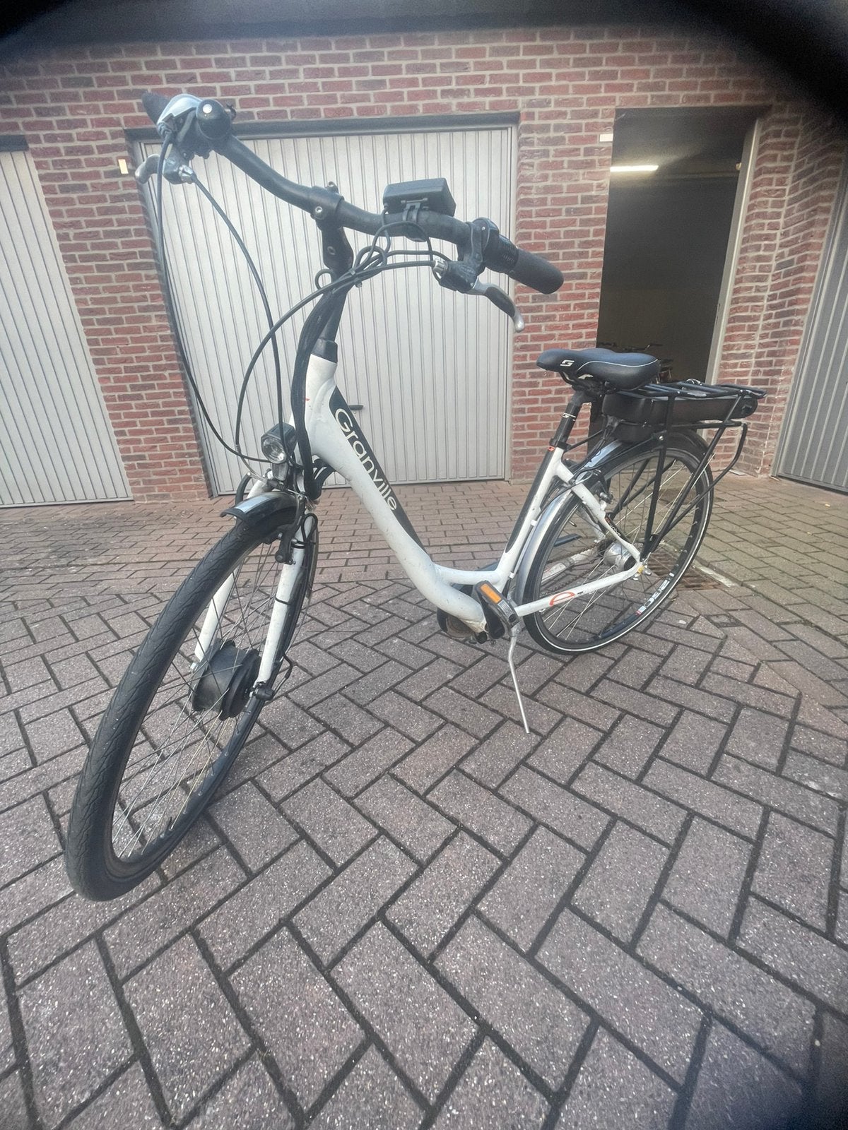 Elektrische fiets met gashendel (20-30KMH), Ophalen, Gebruikt
