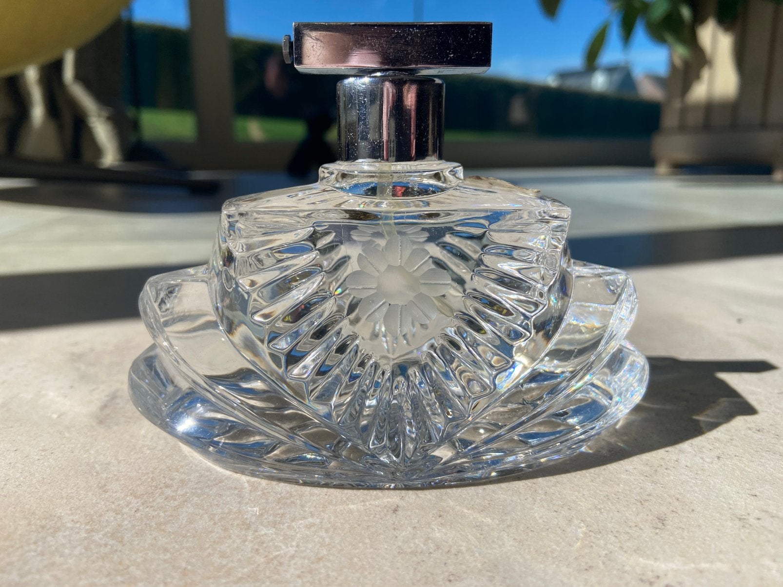 Flacon de parfum géométrique style Art Déco Cristal Taillé, Enlèvement ou Envoi