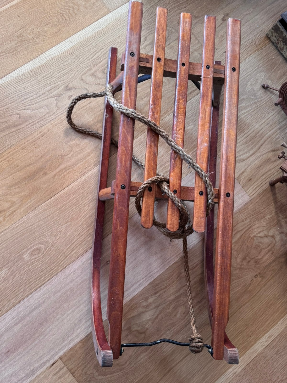 Vintage houten kinderslee met trekkoord, Ophalen, Gebruikt, Hout