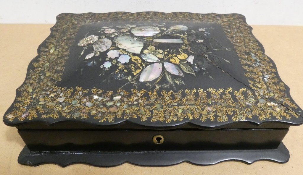 Japanse of Chinese lakdoos met 4 kleine doosjes [1015], Antiquités & Art, Antiquités | Accessoires de maison, Enlèvement ou Envoi