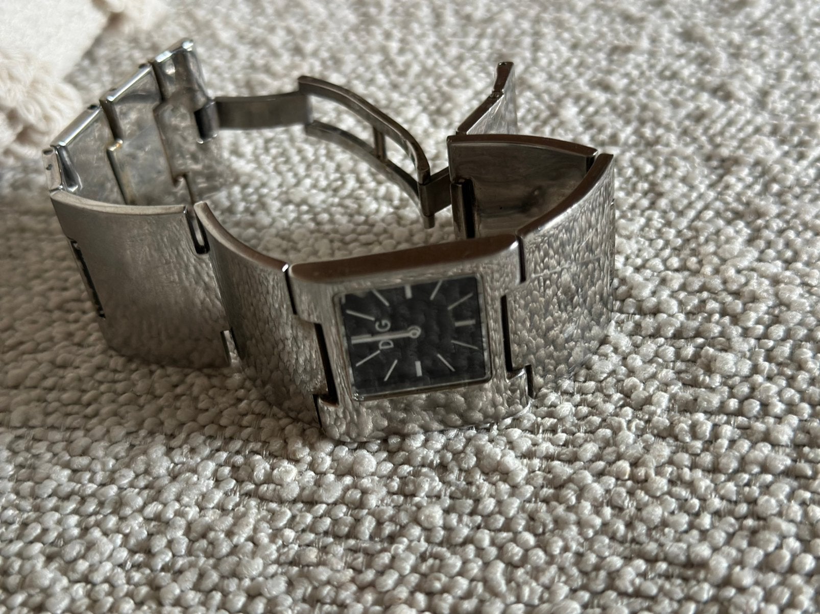 Vintage D&G Horloge/Defect / Loopt niet/Voor onderdelen, Bijoux, Sacs & Beauté, Montre-bracelet, Autres marques, Enlèvement ou Envoi