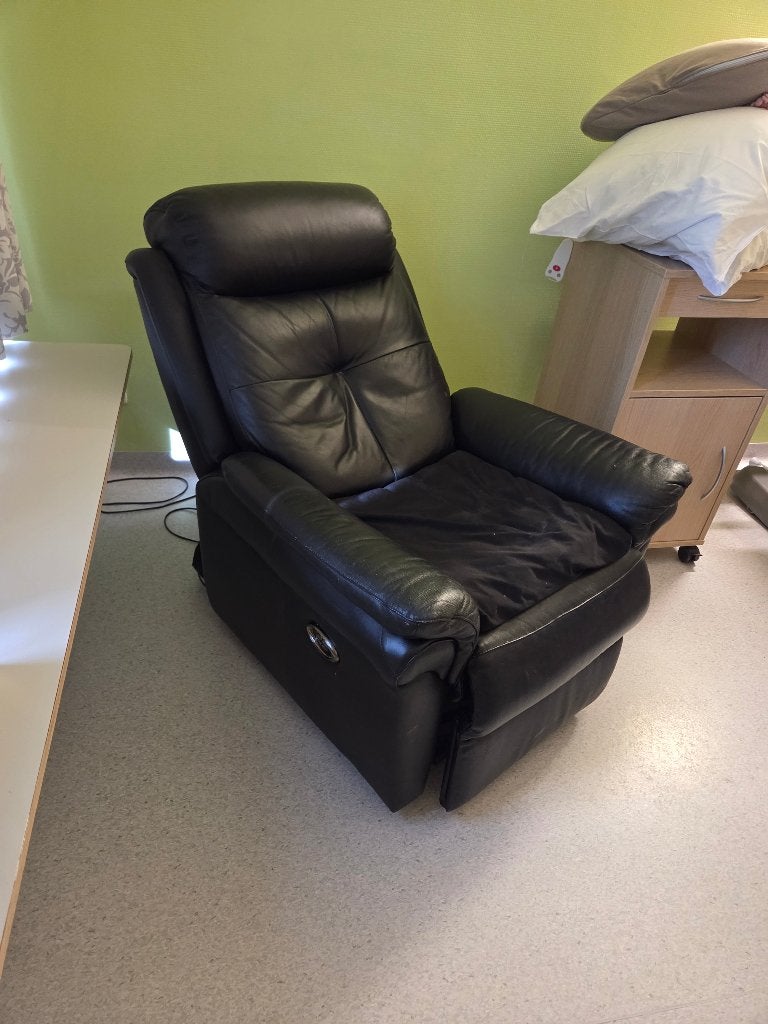 Fauteuil inclinable en cuir, Maison & Meubles, Chaises, Enlèvement, Utilisé, Noir, Cuir