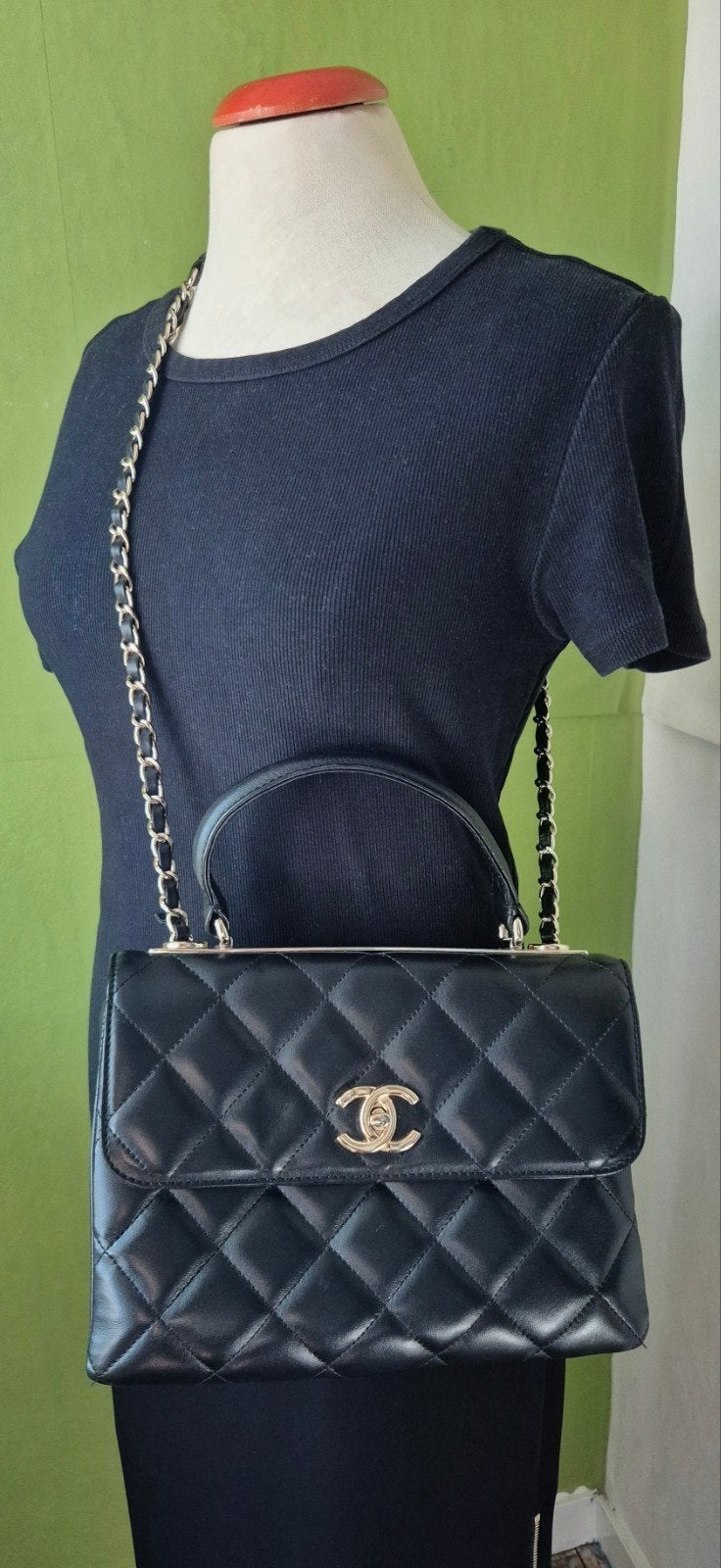 chanel tas, Bijoux, Sacs & Beauté, Sacs | Sacs Femme, Enlèvement ou Envoi, Comme neuf, Noir, Sac à main