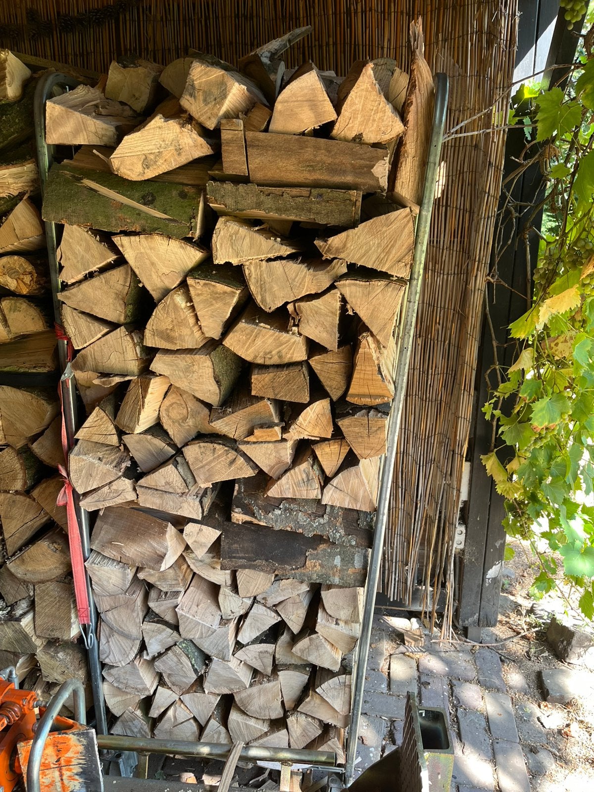Beukenhout / eikenhout €85/m3 los gestort, Tuin en Terras, Brandhout, 6 m³ of meer, Ophalen, Beukenhout, Blokken