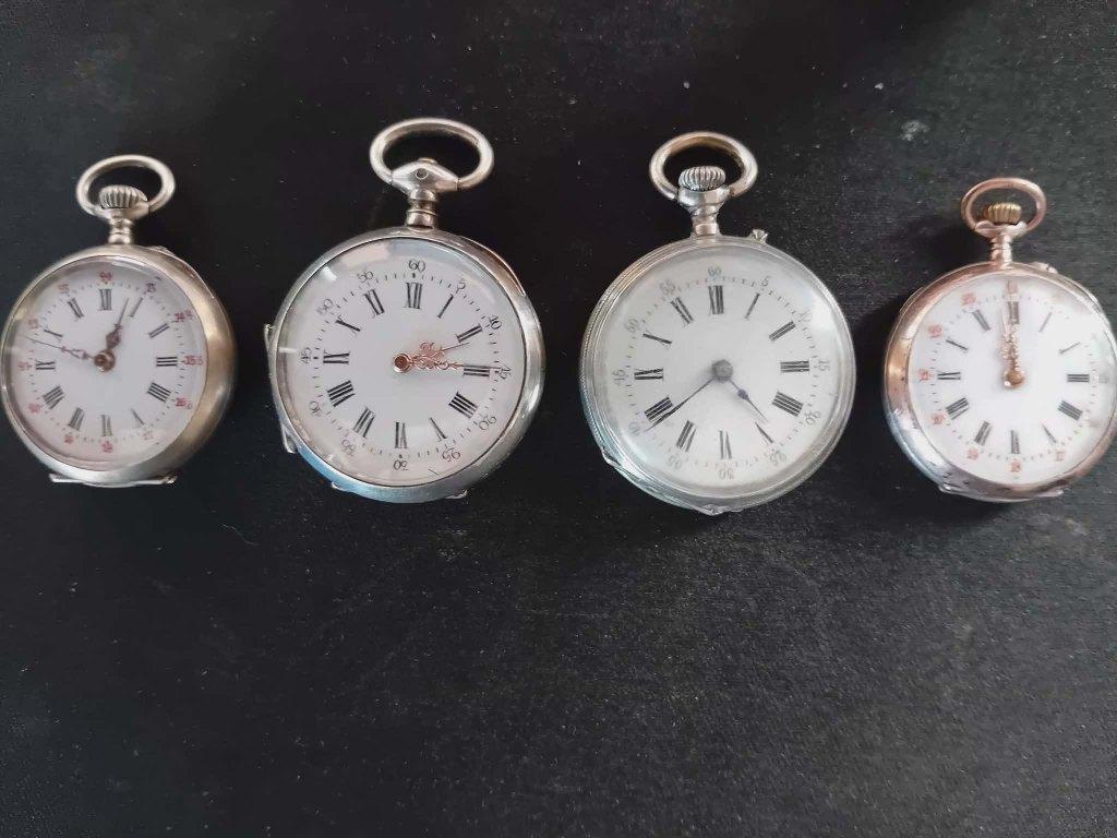 4 Zilveren zakhorloges (damesmodellen), Ophalen of Verzenden, Zilver, Zakhorloge, 1900 tot 1930