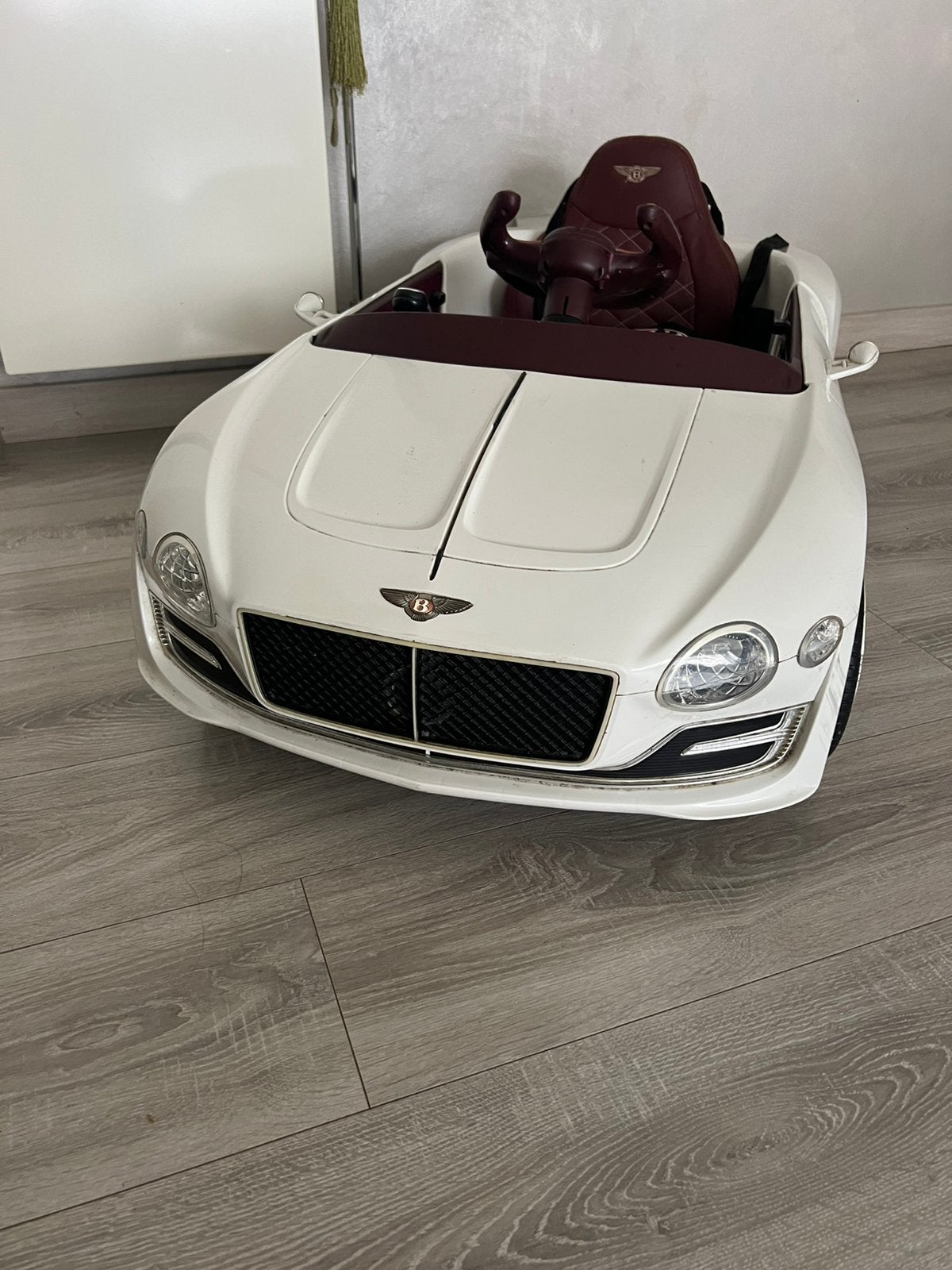 Voiture Bentley, Comme neuf
