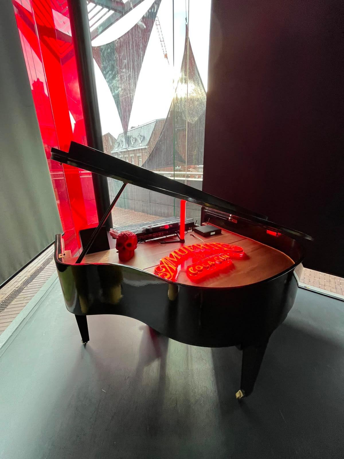 Meubel piano, Ophalen, Zo goed als nieuw, Piano