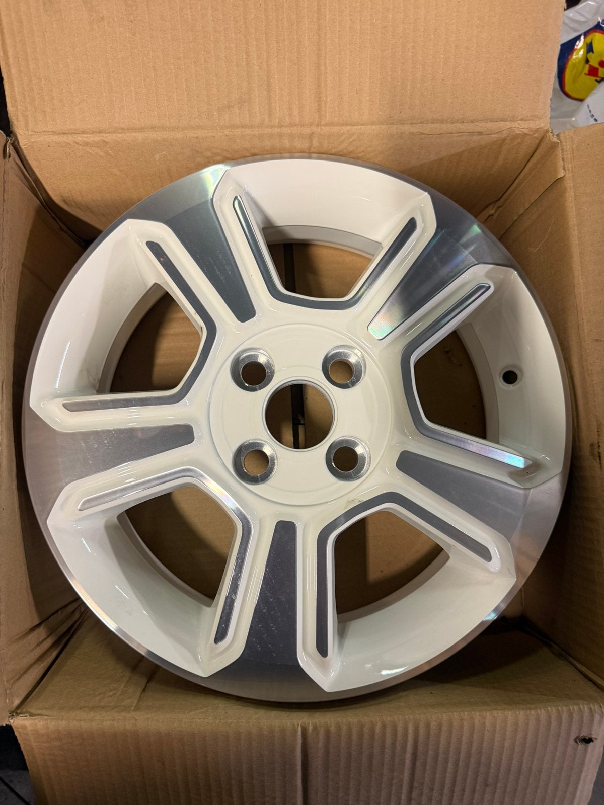 Toyota aygo velgen splinternieuw in doos origineel, Ophalen, Nieuw, 15 inch, Velg(en)