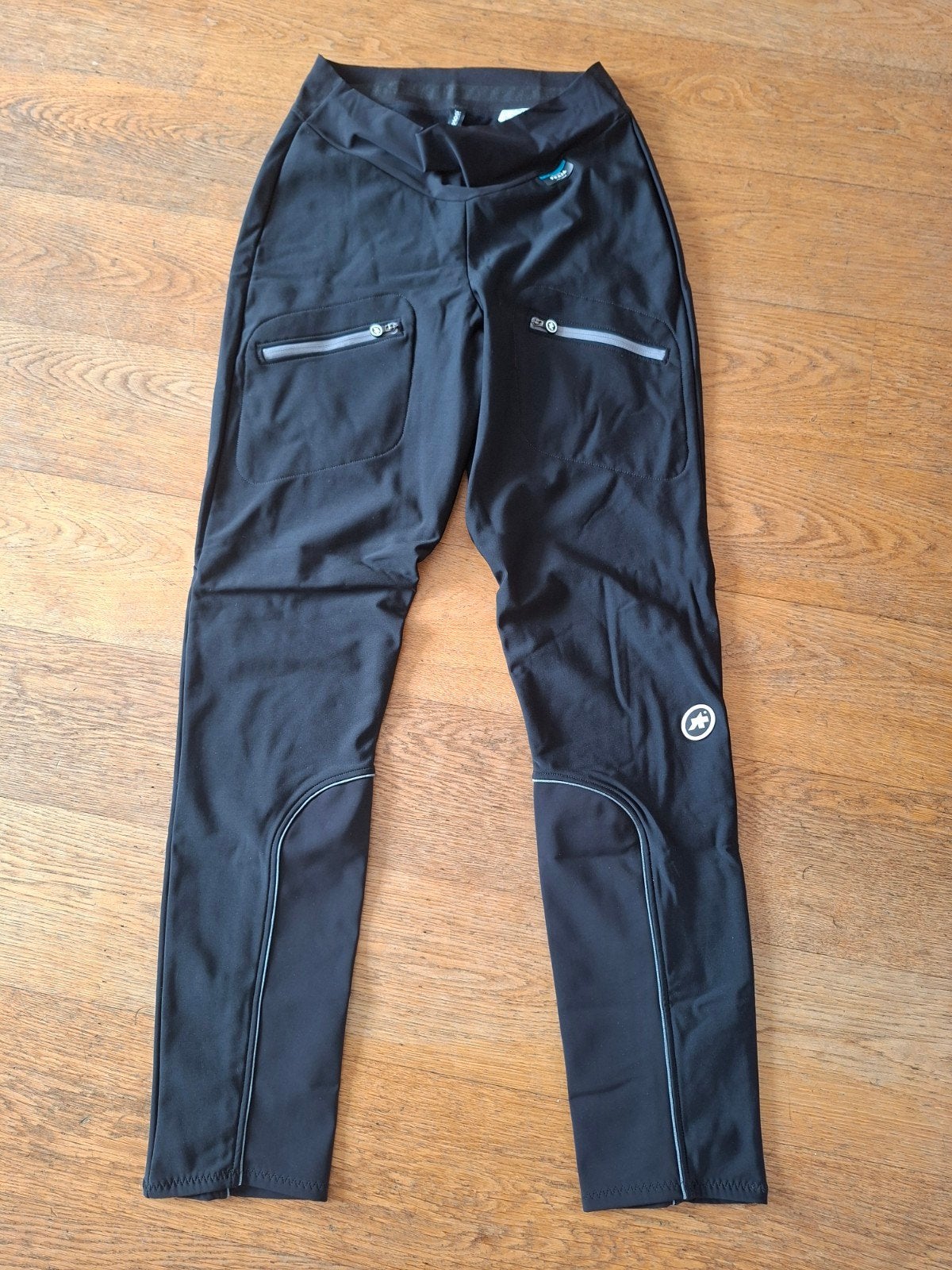 Pantalon de cyclisme d'hiver Assos Trail Cargo M NEW, Vélos & Vélomoteurs, Accessoires vélo | Vêtements de cyclisme, Envoi