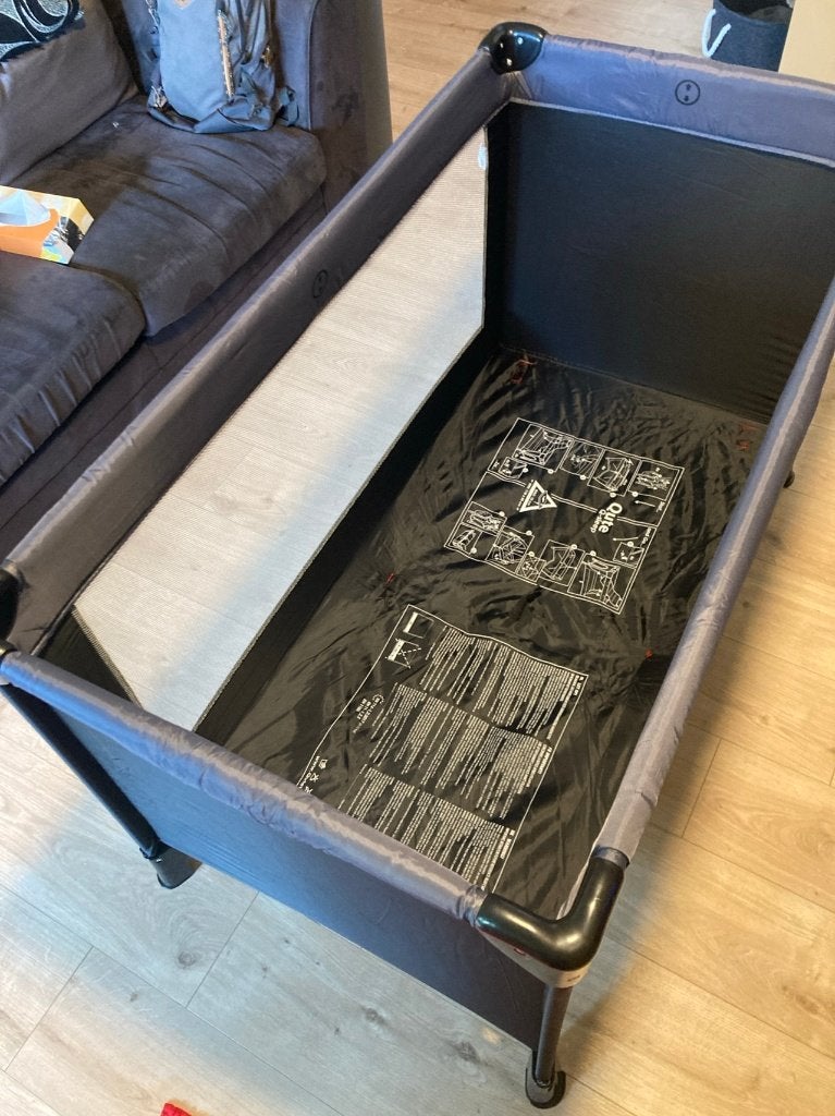 Qute Q-Sleep Lit portable + matelas, Enfants & Bébés, Enlèvement, Comme neuf, Lit de voyage