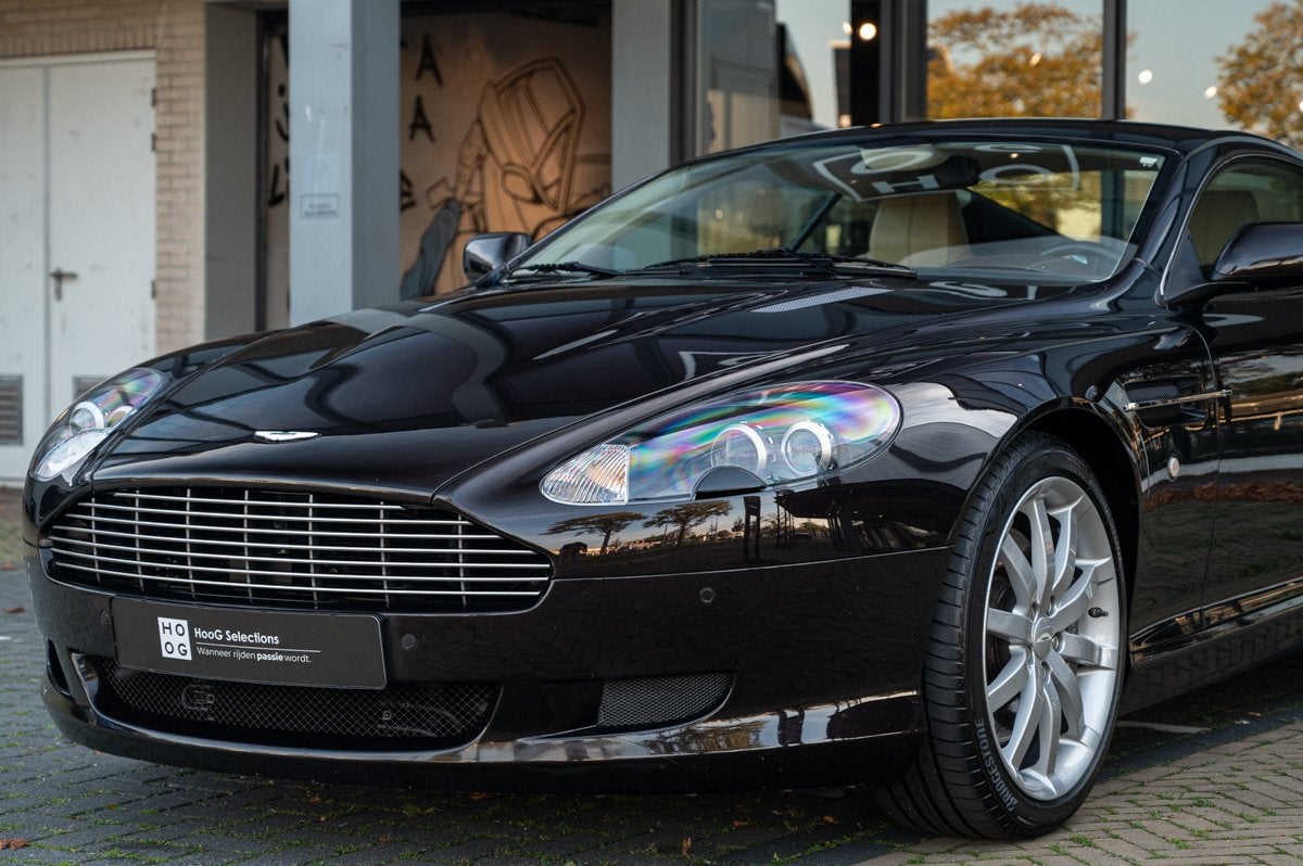 Aston Martin DB9 V12 Touchtronic (automatique), Autos, Cuir, Achat, Entreprise, Autres couleurs