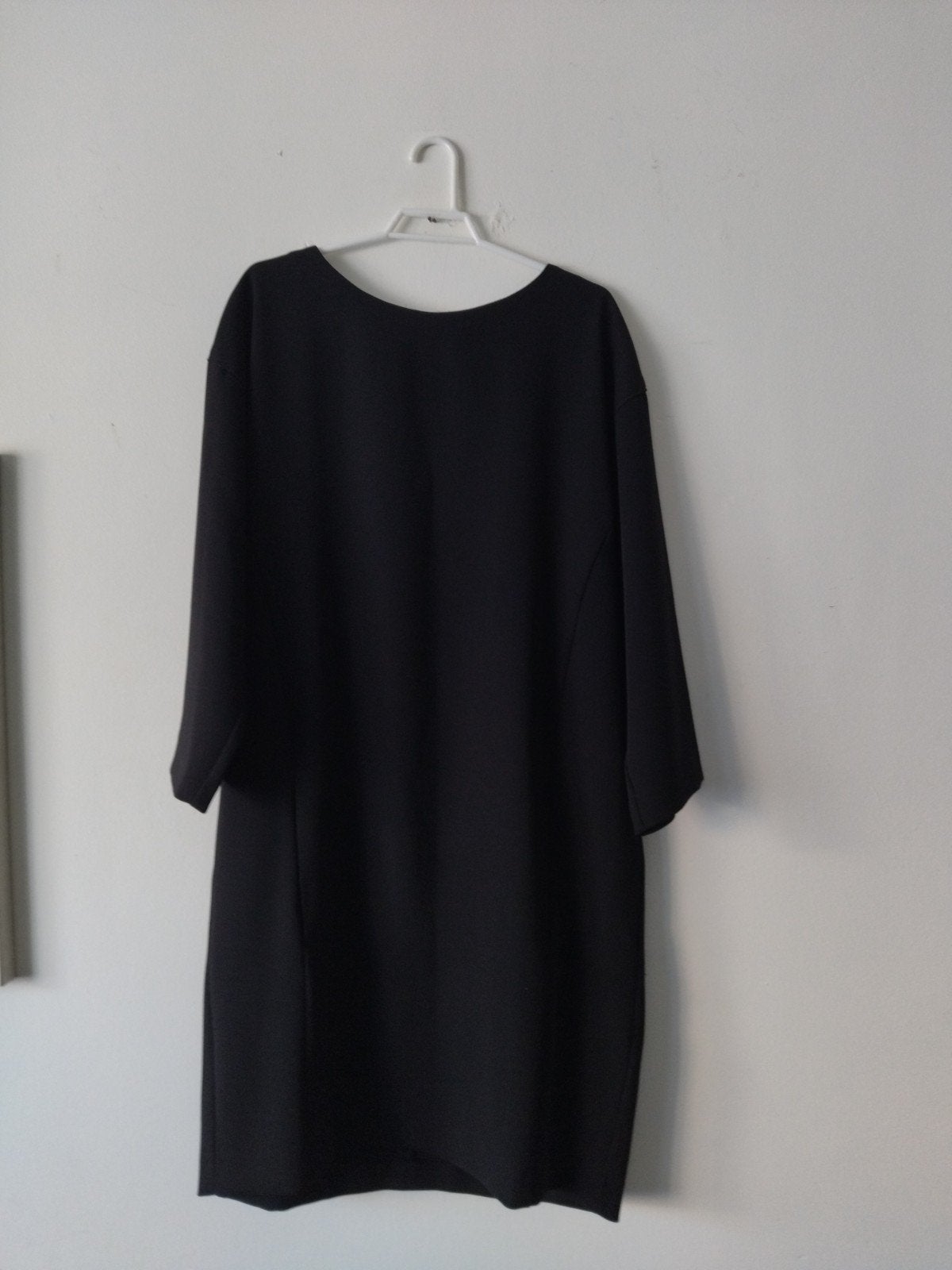 Hallhuber zwarte jurk. T42, Kleding | Dames, Jurken, Zwart, Maat 42/44 (L), Ophalen of Verzenden, Zo goed als nieuw