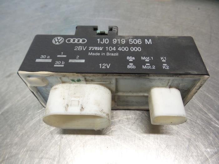 Ordinateur refroidisseur d'un Volkswagen Polo (Polo 01-), Volkswagen, -, 3 mois de garantie, Utilisé