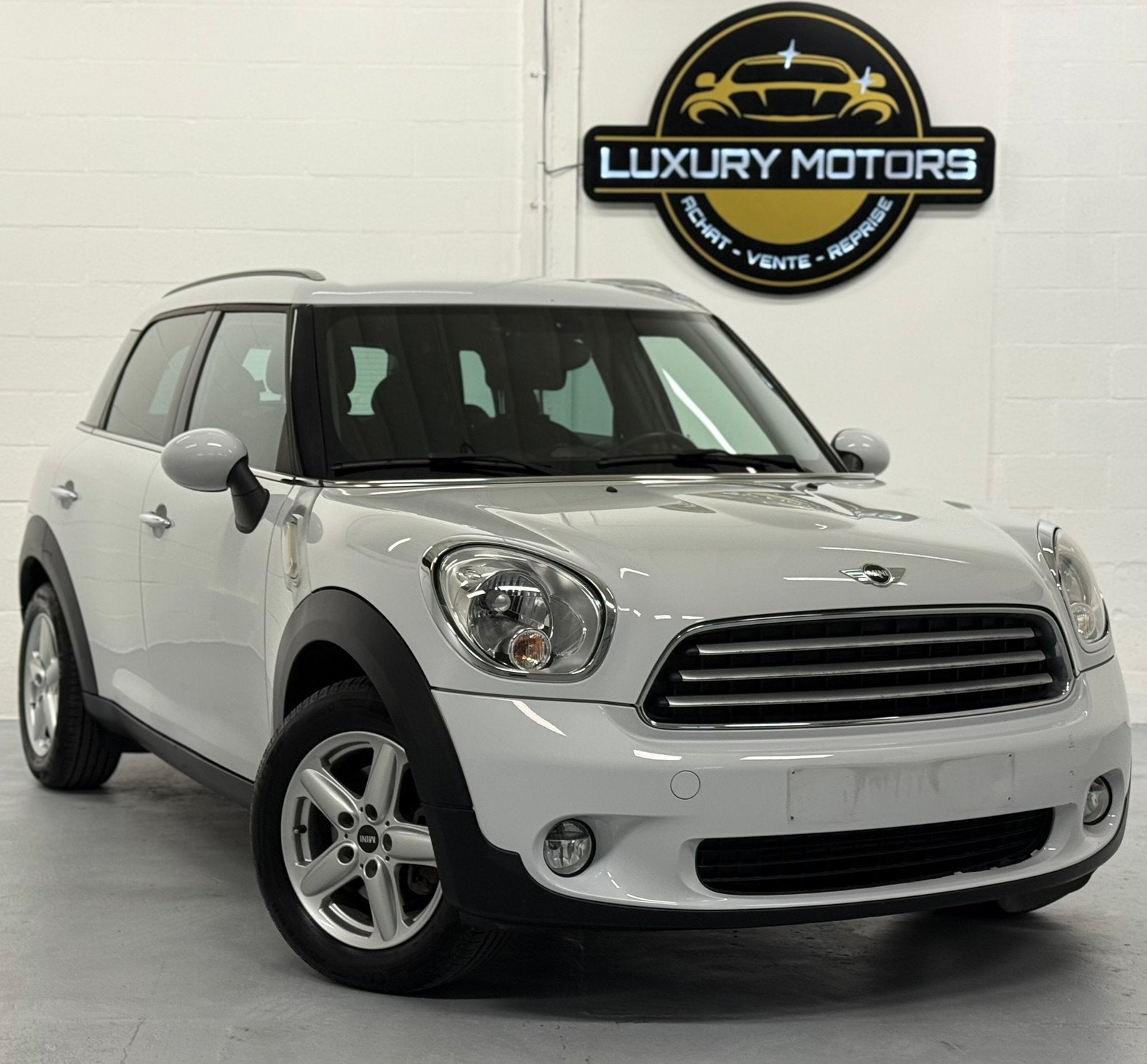 MINI COUNTRYMAN D FAIBLE KILOMÈTRAGE CARNET CT OK, Autos, Euro 5, 82 kW, Boîte manuelle, Entretenue par le concessionnaire