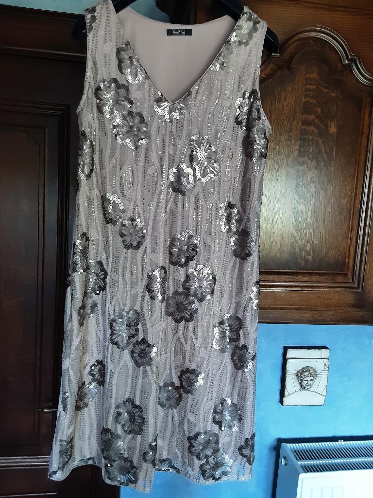NIeuwe jurk maat 38 VERA MONT, Enlèvement, Neuf, Taille 38/40 (M), Autres types