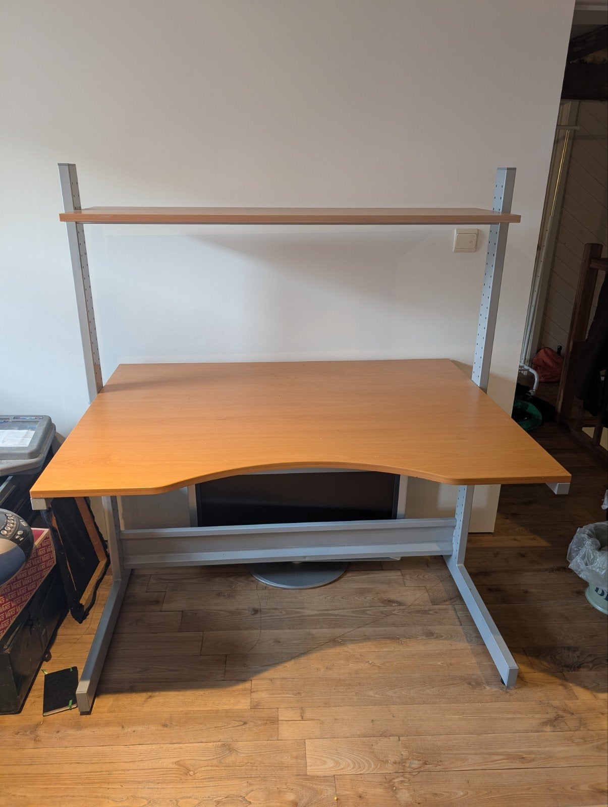 bureau met rek, Ophalen, Gebruikt