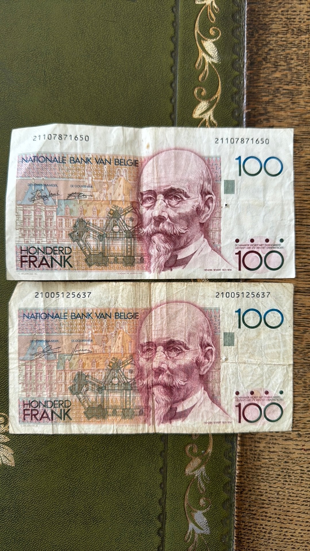 2 biljetten van honderd frank, Postzegels en Munten, Bankbiljetten | België, Verzenden