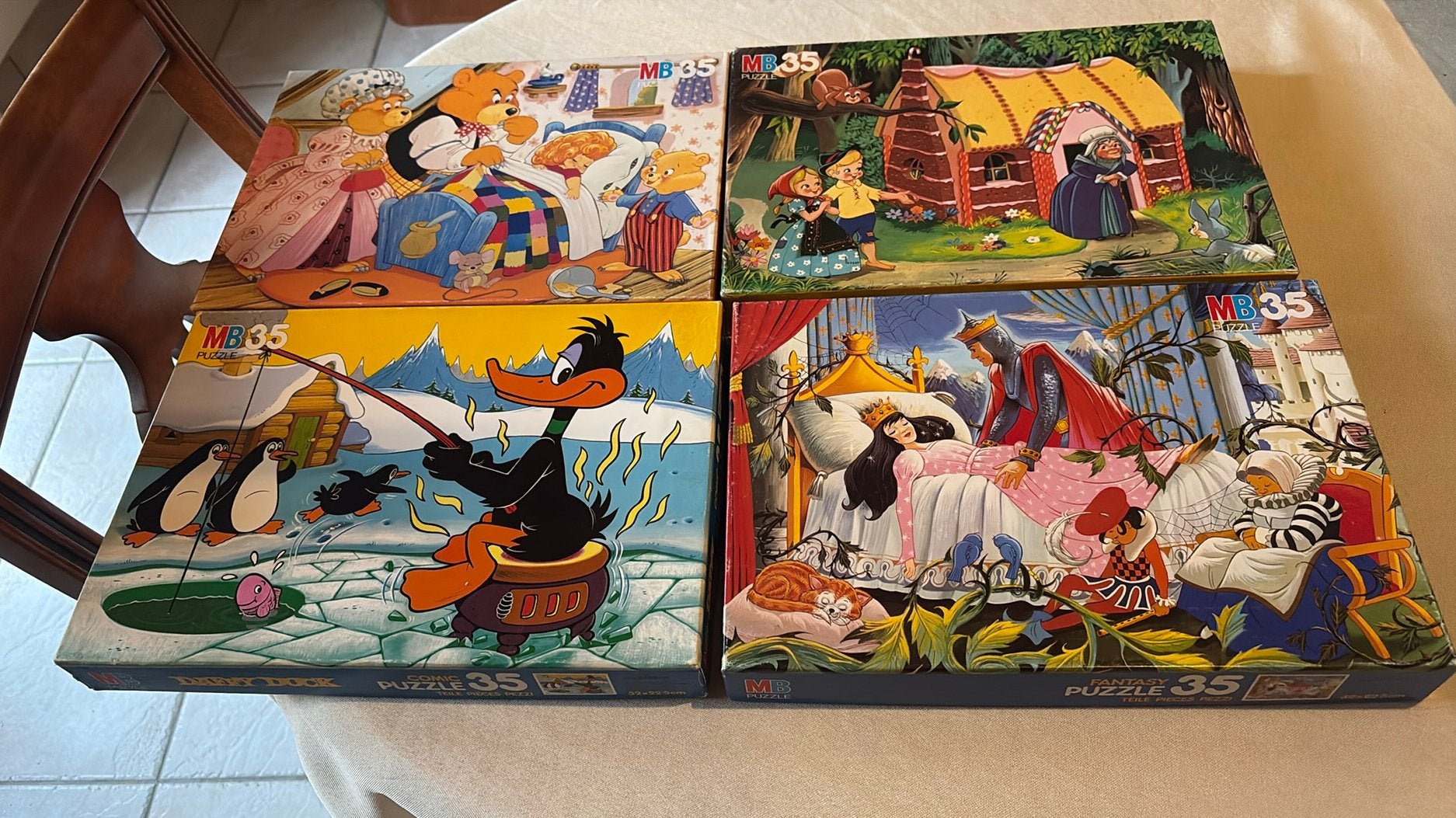 Lot van 4 Vintage MB Kinderpuzzels, Enlèvement ou Envoi, Comme neuf