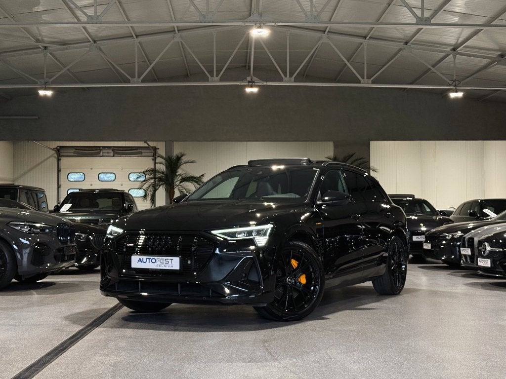 Audi E-Tron 55 Quattro S-Line « Édition noire » - Garantie, Autos, Audi, Cuir, Achat, Euro 6, Entreprise