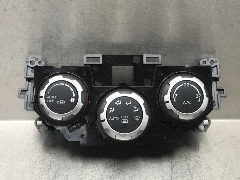 PANNEAU DE COMMANDE CHAUFFAGE CLIMATISATION Forester (SH), Utilisé, Subaru