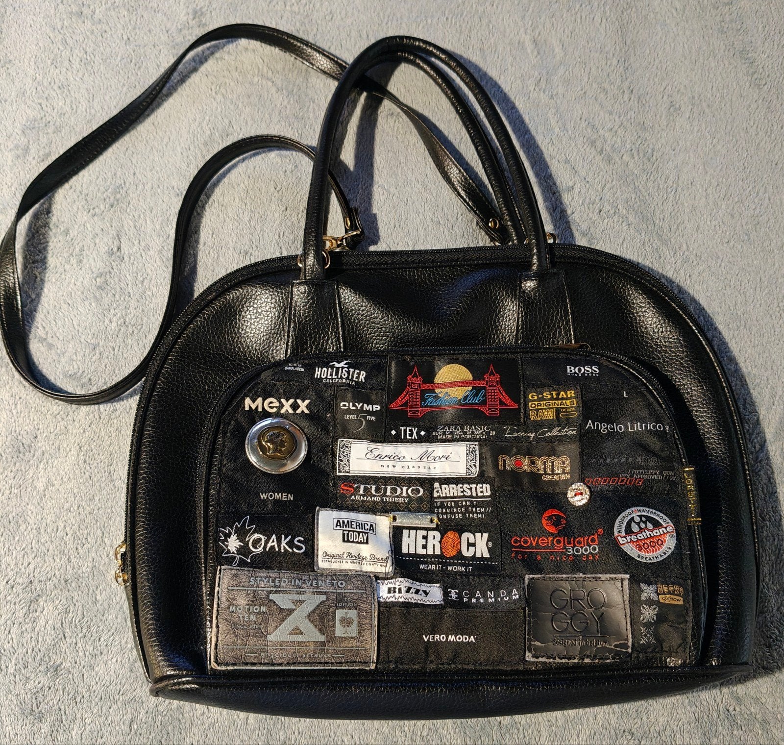 Sac à main / bandoulière noir custom patchwork étiquettes ma, Autres marques, Cuir, Enlèvement ou Envoi, Comme neuf